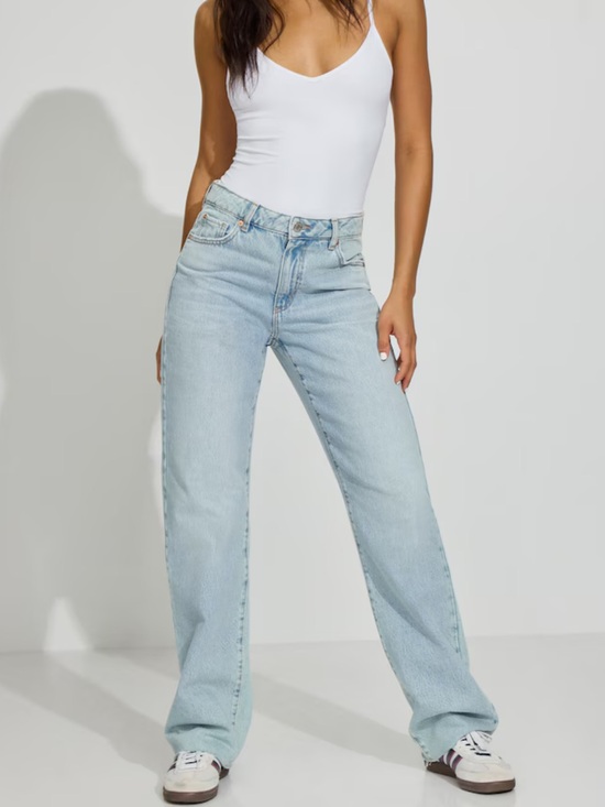 Garage Denim - Garage 90s Straight Jean in Lena Blue sz 0